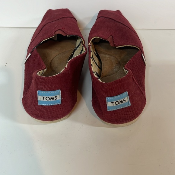 TOMS Classic Canvas Slip-ON Maroon Size 10 - Picture 4 of 7
